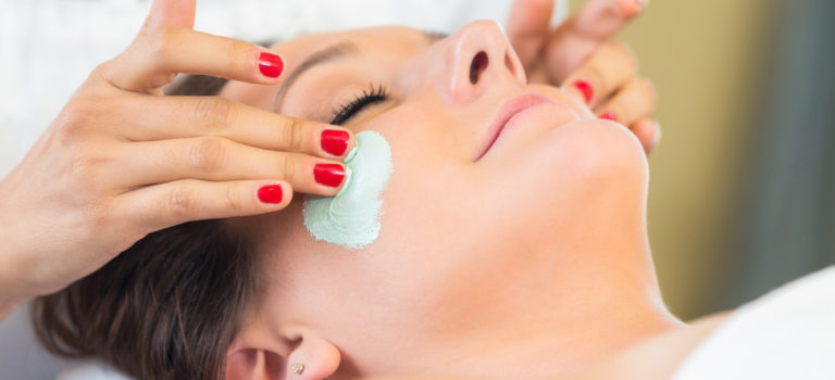 The Benefits of Microdermabrasion Facials